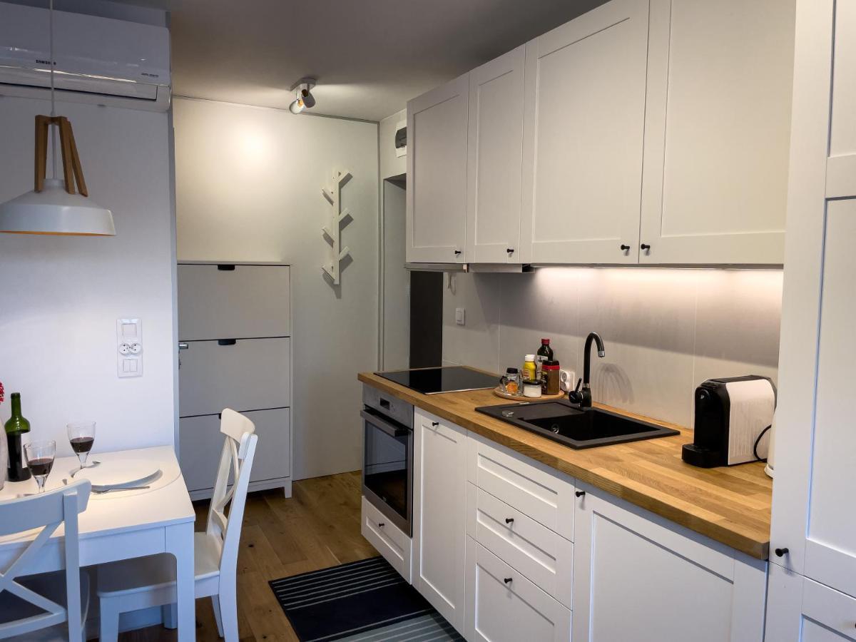 Urban Apartments Studio No 4A, Free Private Parking, Self Check-In Chorzów Exterior foto